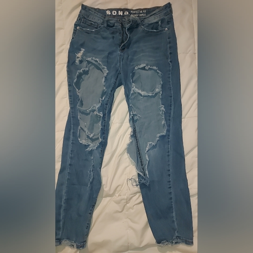 SONG Distressed Blue Jeans